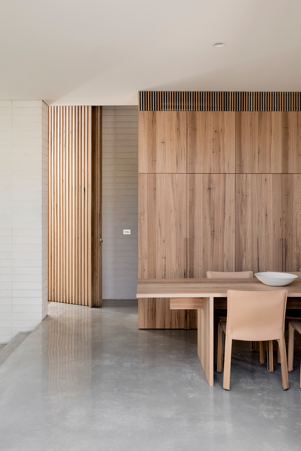 Edsall Street 住宅 | 砖石与光的现代对话-10