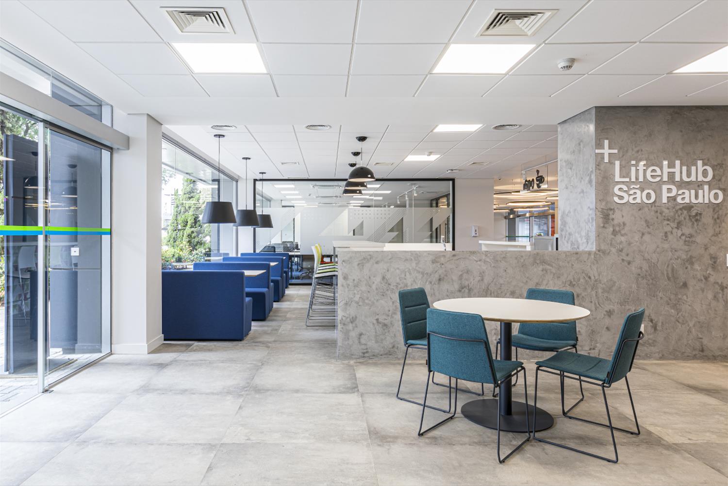 Bayer LifeHub 办公室设计-1