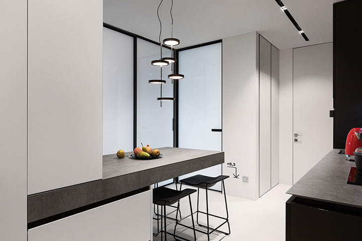 乌克兰极简公寓 | 44 平方的艺术之家-9