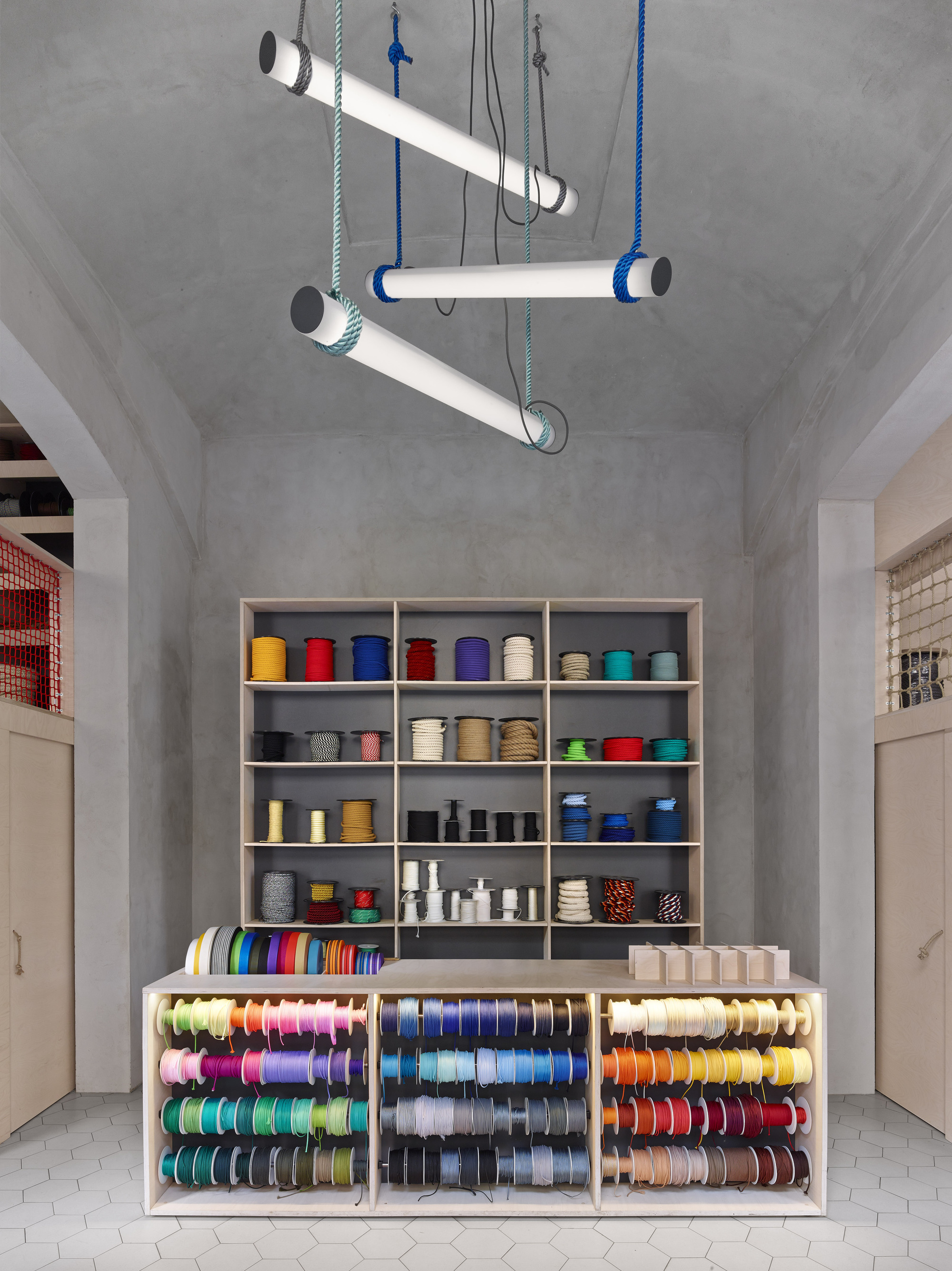 Rope Shop Ujezd · 恢复百年公寓底层的绳店风采丨意大利布拉-18