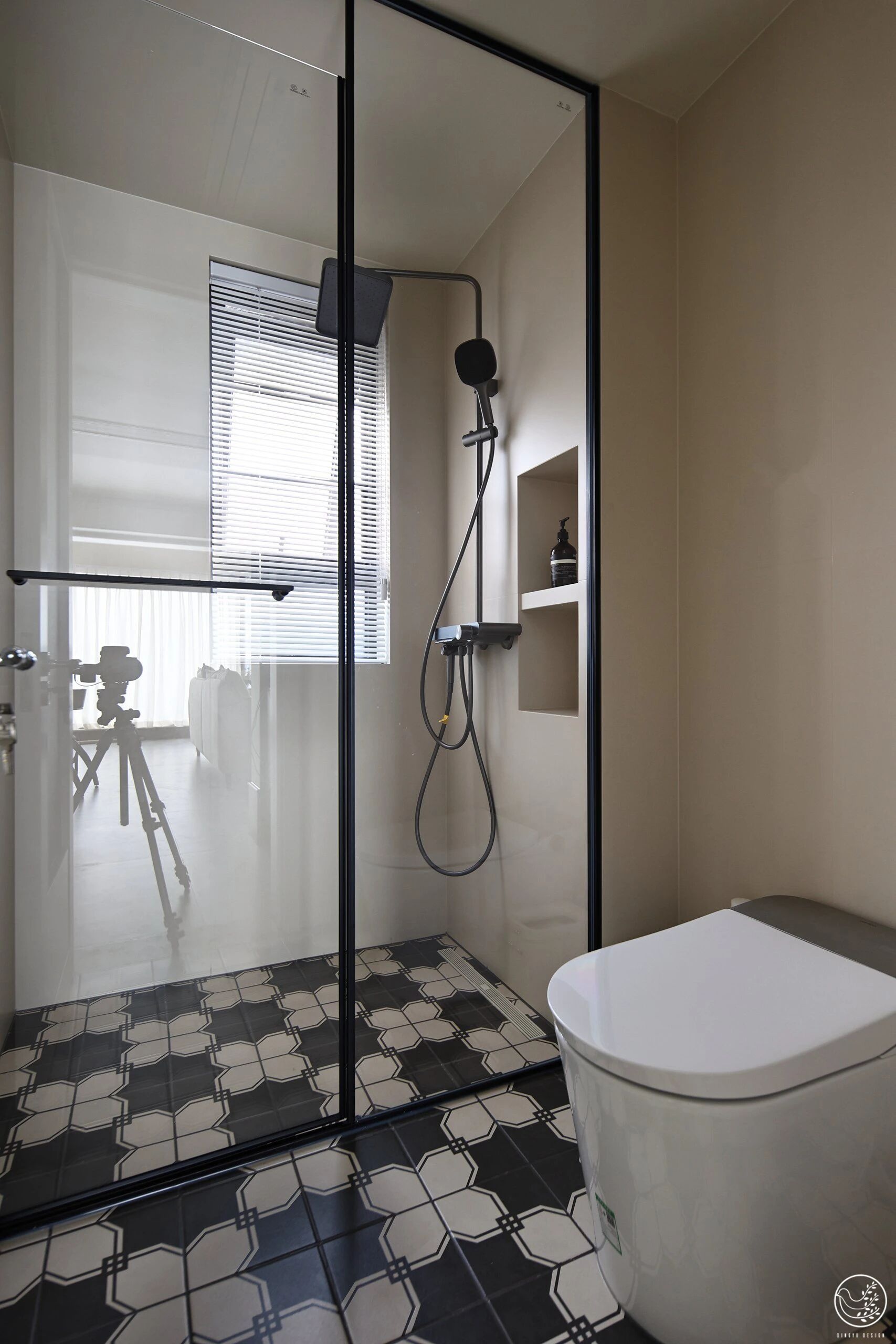 复古且时髦，在松弛与精致之间游刃有余-67