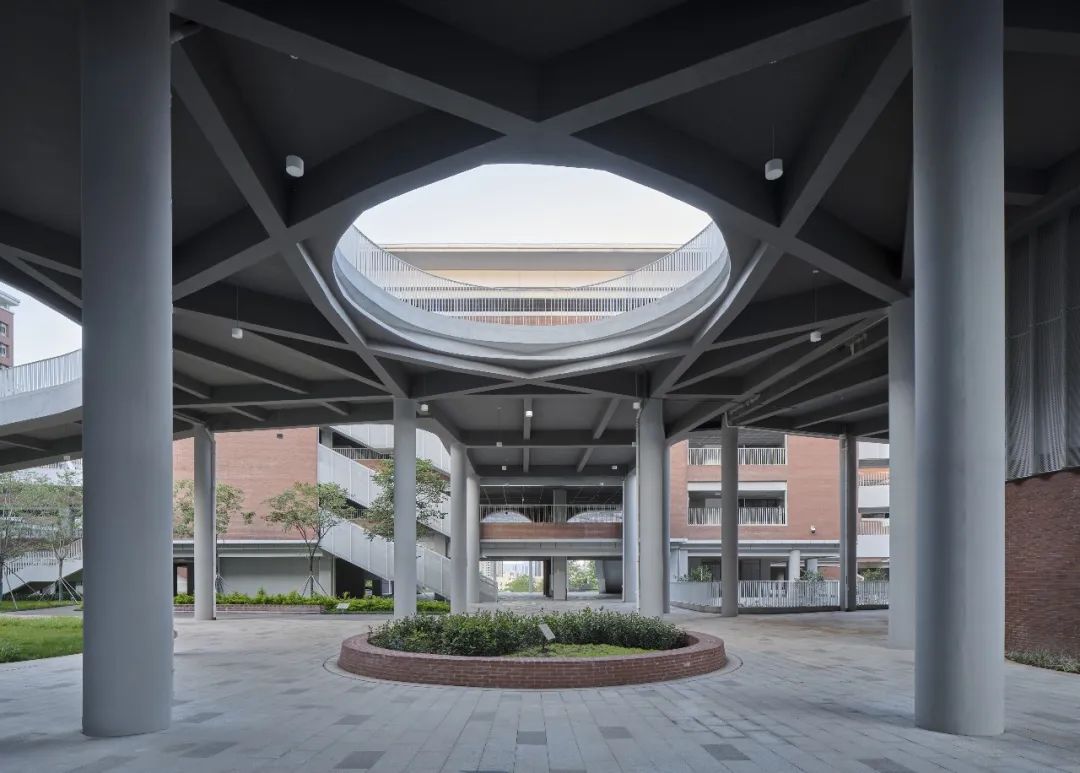 集群效应下的共享校园 · 深圳外国语高中园丨中国深圳丨同济大学建筑设计研究院(集团)有限公司-27