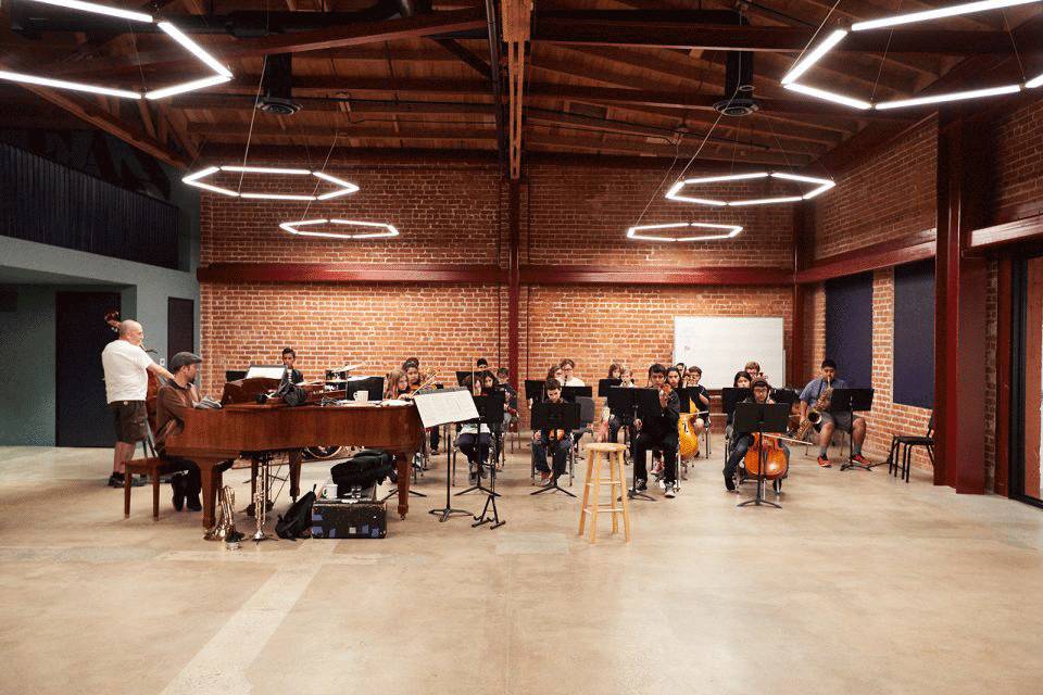 洛杉矶好莱坞大道上的Silverlake音乐学校  Bestor Architecture-5