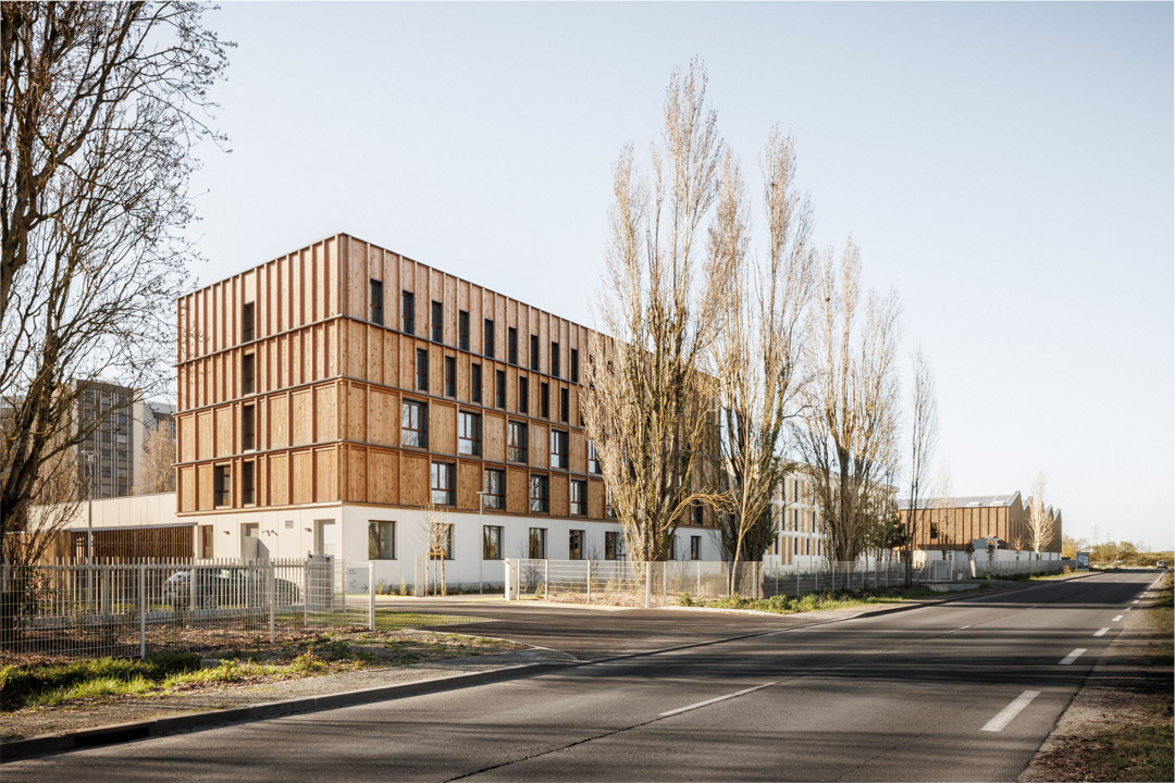 Training center, residence and workshops for apprentices | Atelier Téqui Architectes-62