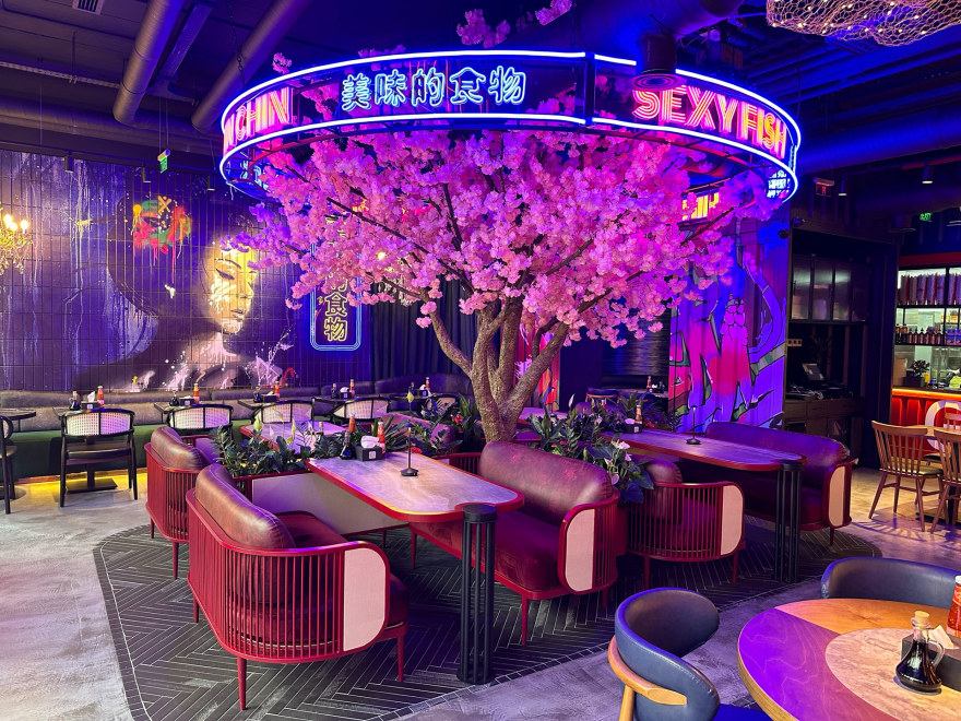 RESTAURANT «CHIN CHIN 21 & SEXY FISH»-14