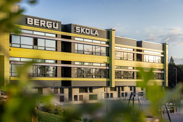 布拉格赫尔德洛热日什的学校改造项目丨ECOTEN-26