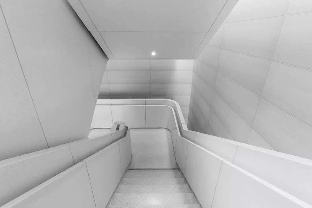 苹果总部游客中心-32