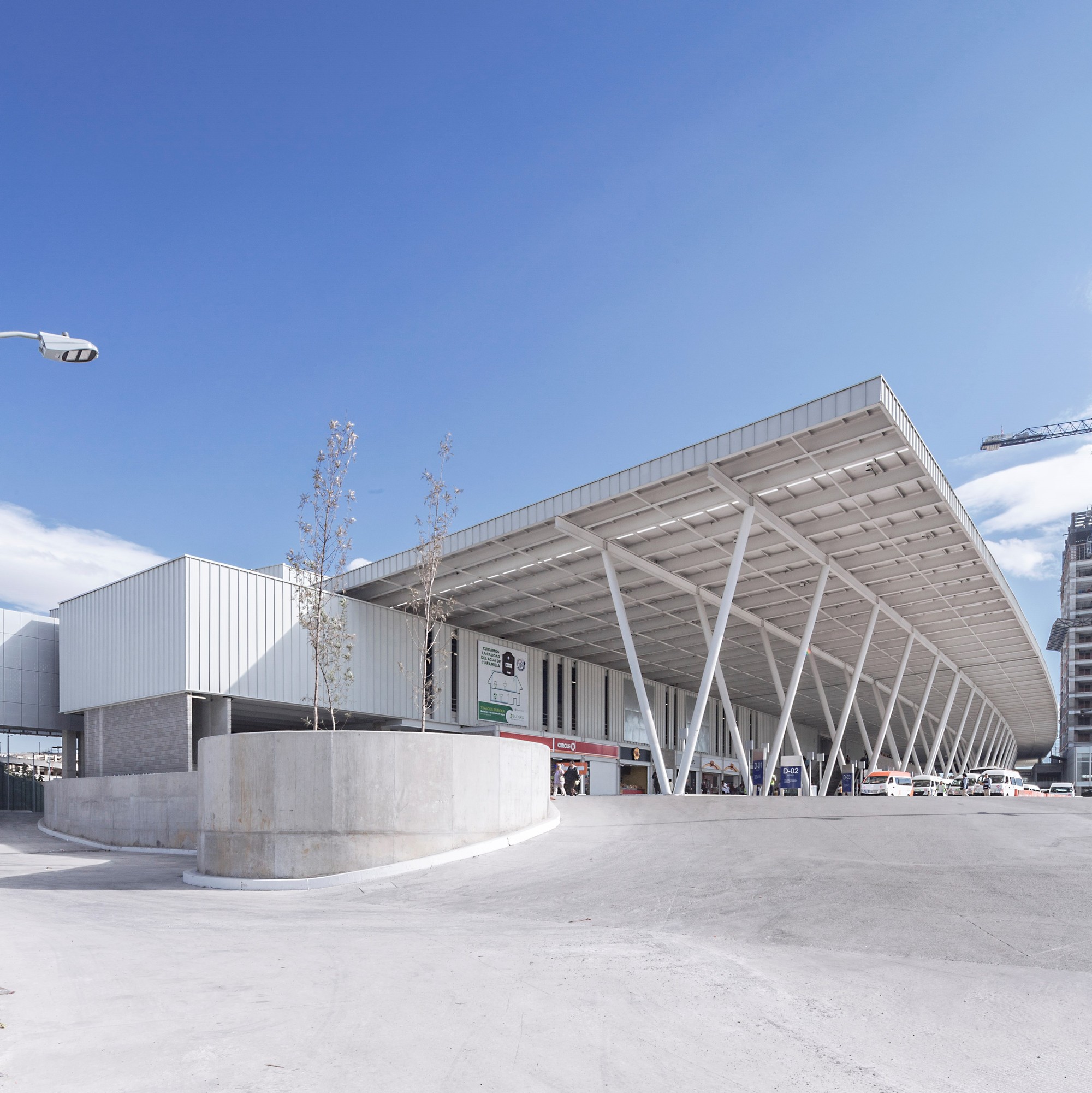 墨西哥城 Cuatro Caminos TOD 项目 | 公交枢纽与商业综合体的创新设计-17