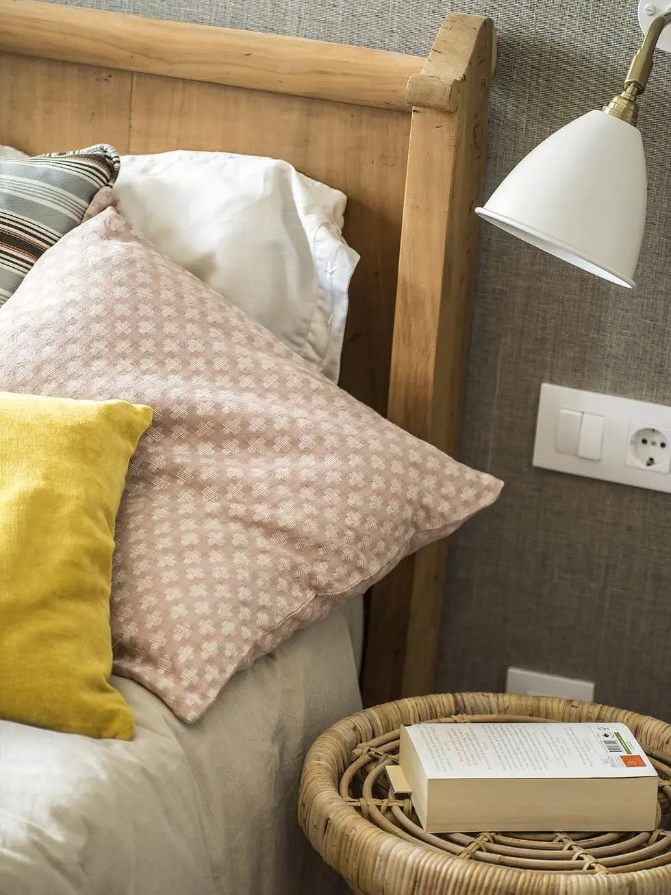 巴塞罗那格拉西亚区现代温馨镇屋改造-14