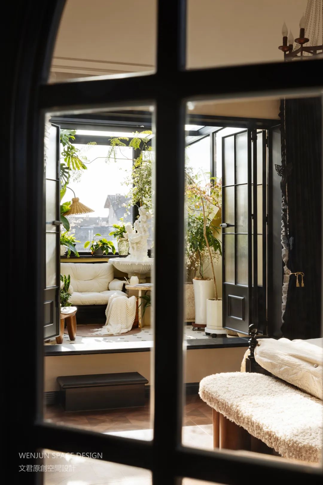 实景落地｜230㎡黑白法式复古别墅，是赫本公主的家没错了-43