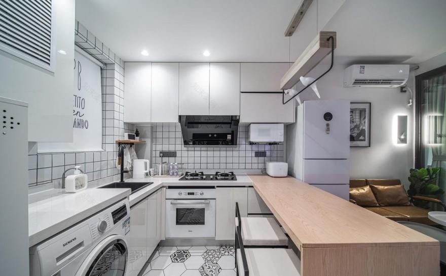 50 平二居室极简原木风设计,紧凑空间多功能利用-12