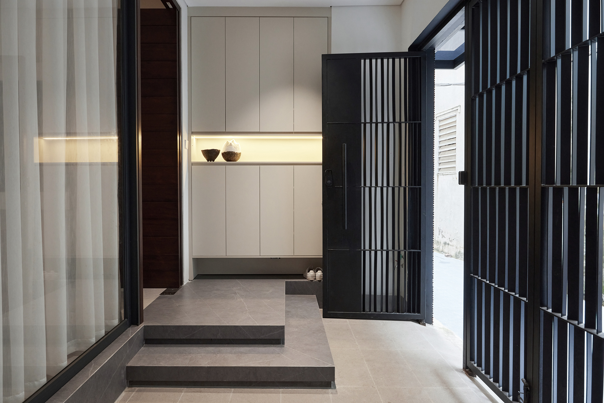 仁义之家；义之家（这里Yen Nghia可能对应越南语的Nhân nghĩa，是仁义的意思，在没有更多背景的情况下推测翻译，Yen Nghia直接音译可成延义等，但音译表意不明确，凭借较常见越南语语义选择意译） 丨越南河内-5