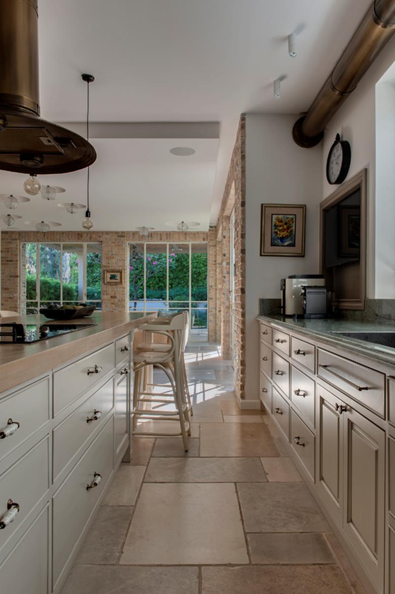 花园而非庭院:地中海风格住宅设计丨以色列丨建筑师约利·沃尔曼,室内设计师萨马达·莫尔·阿维丹-43