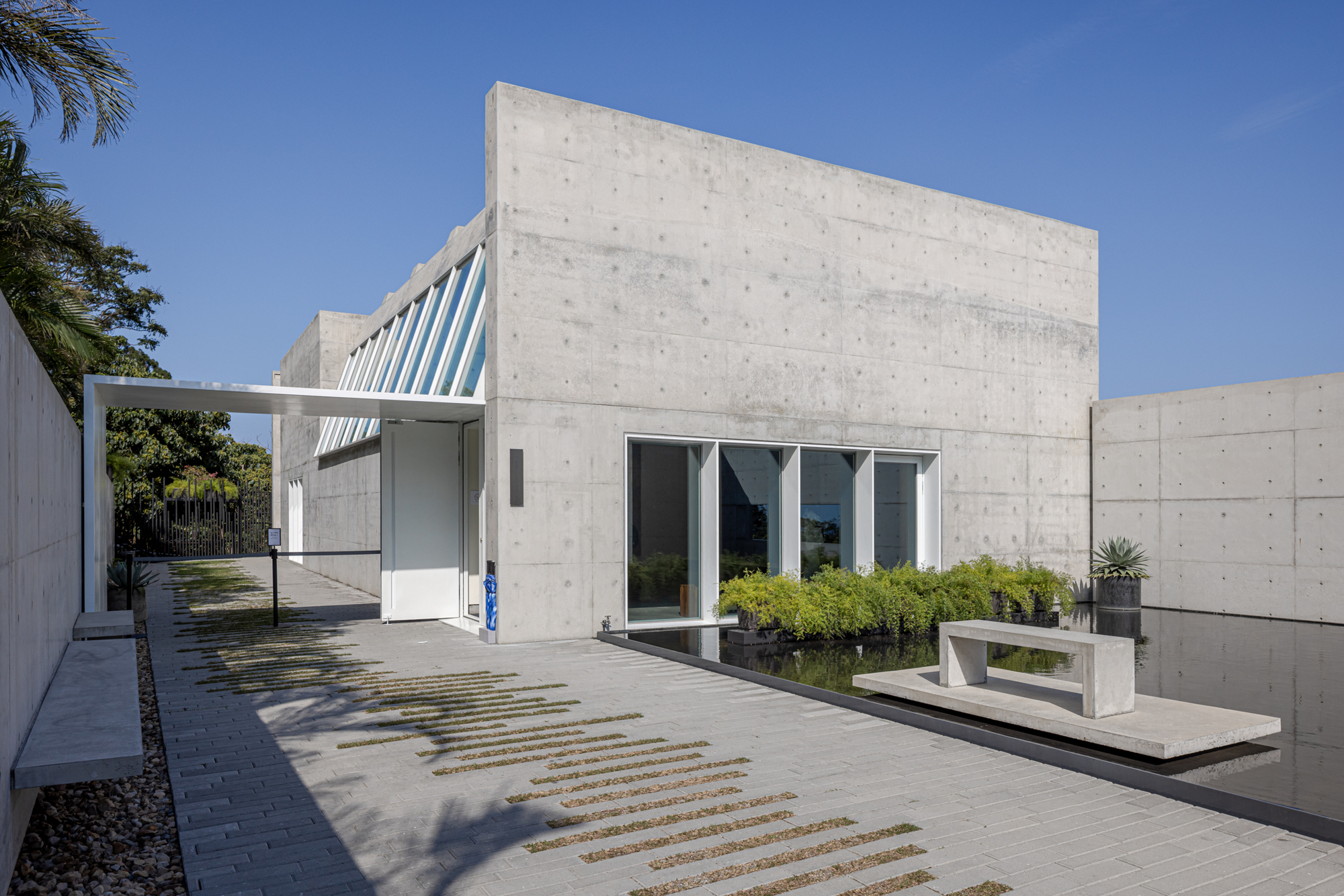 Paul Chiang Art Center / Behet Bondzio Lin Architekten-36