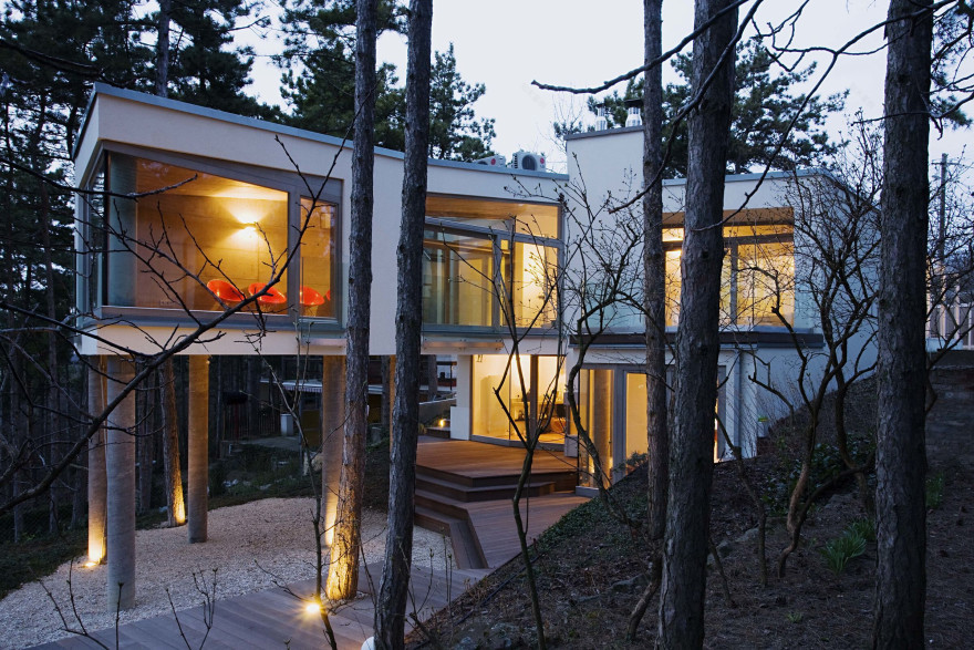 湖边林中度假屋-12