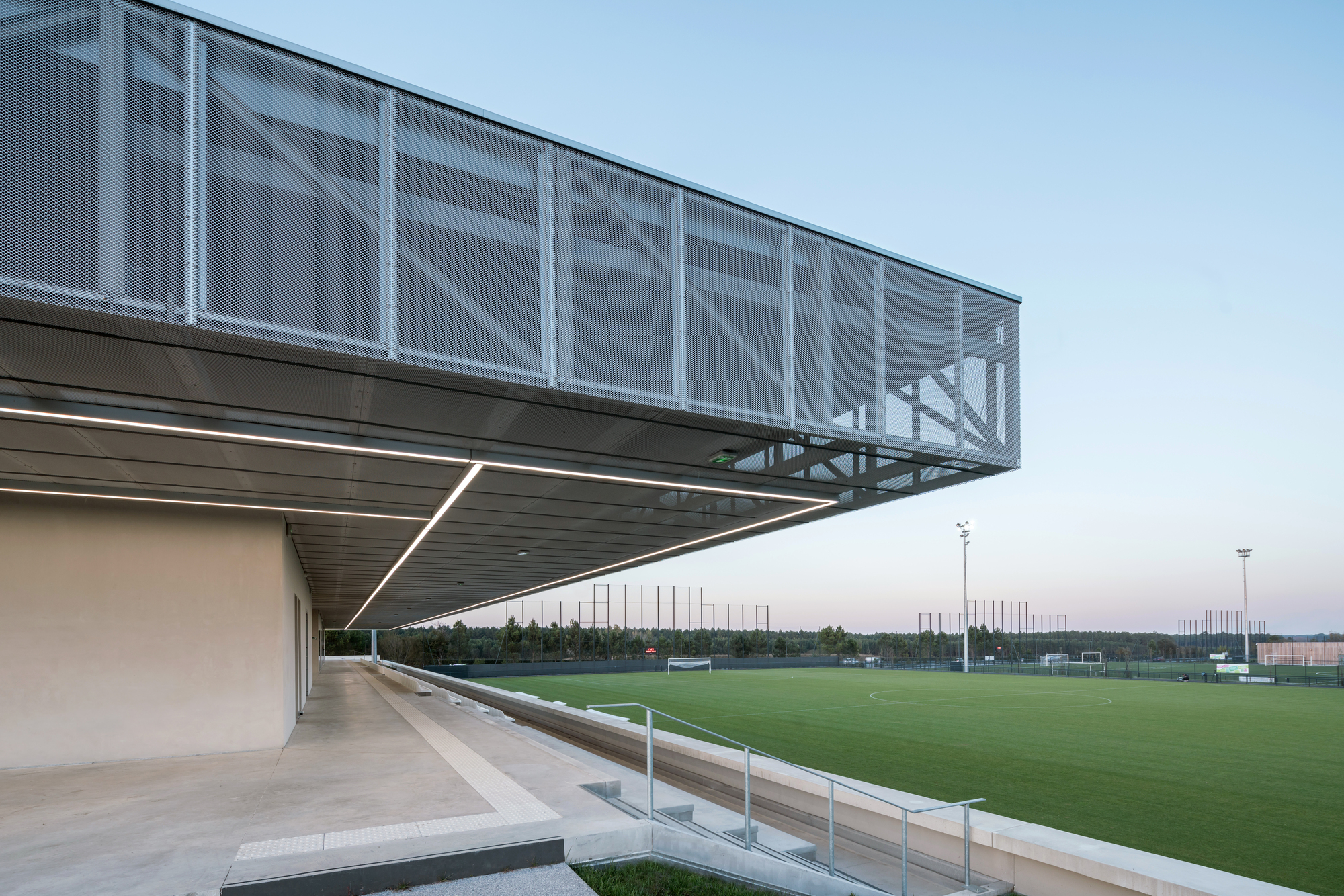 绿意盎然的 Plaine des Sports 体育公园-15