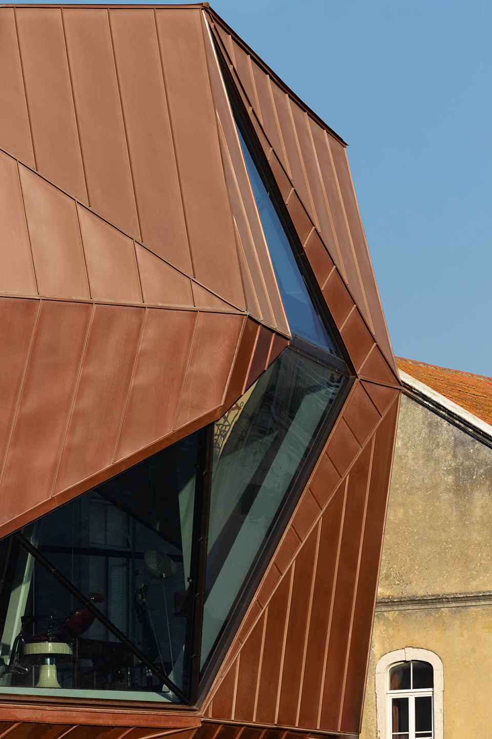 葡萄牙百年的老宅改造的办公楼丨danielmsantos,eng + arq 事务所-43