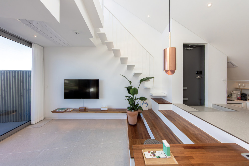 依山傍水的韩式别墅-30