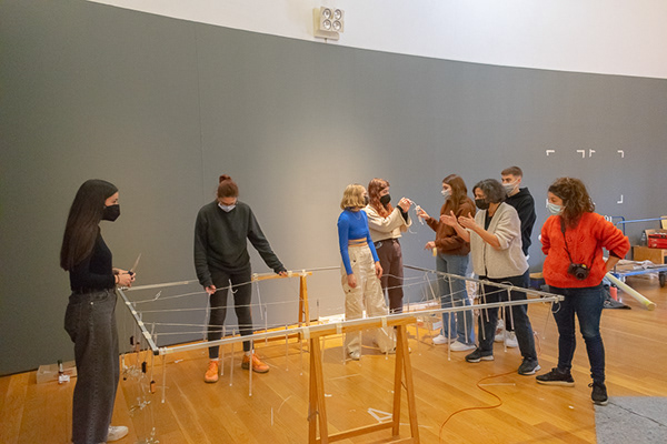 回声，一座城市的反射（注：refle·os推测应为reflejos，西班牙语反射、反响之意） -10