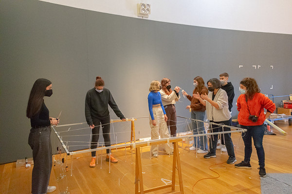 回声,一座城市的反射(注:refle·os推测应为reflejos,西班牙语反射、反响之意) -10