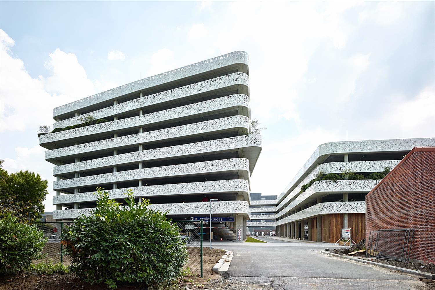 比利时 AZ St· Lucas 停车场-4