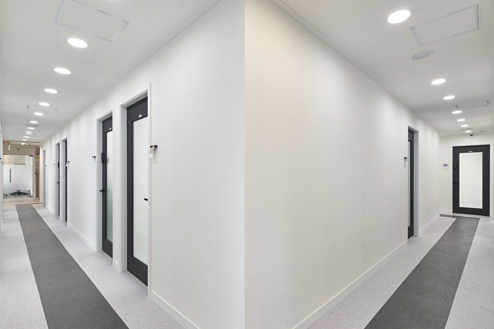 100 平极简共享办公空间设计-4