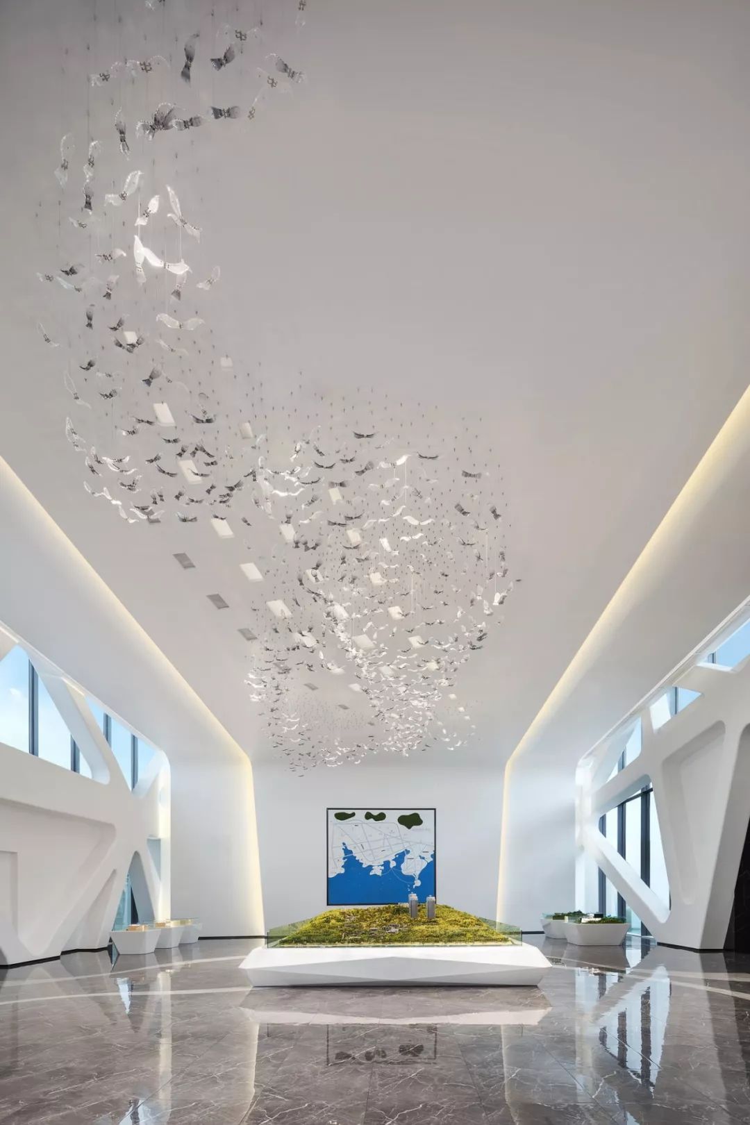 悬崖上的艺术馆 | 山海之间的白色梦幻空间-20