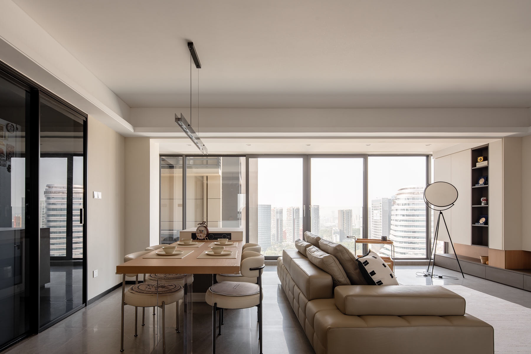 120㎡客餐阳一体化通透动线，藏在极简背后的生活讲究-37