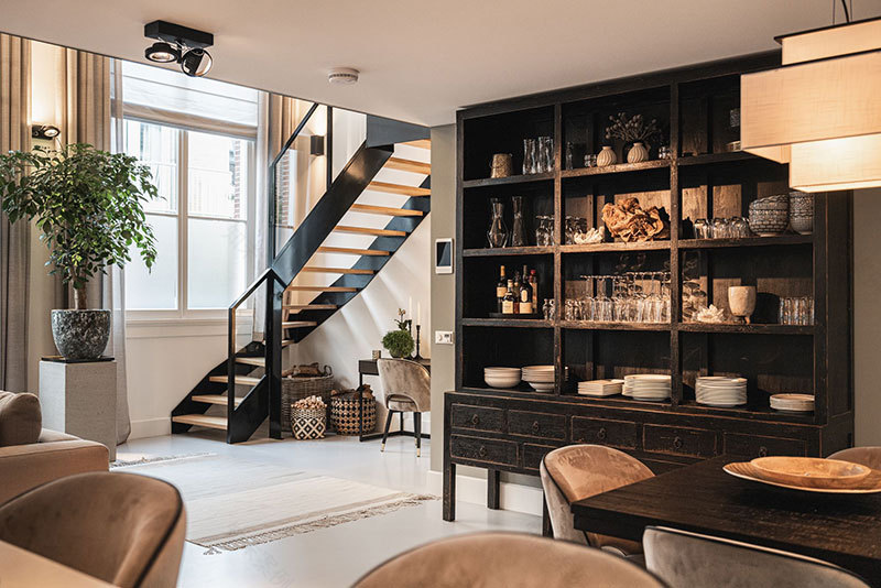 阿姆斯特丹前学校建筑中的优雅阁楼-5