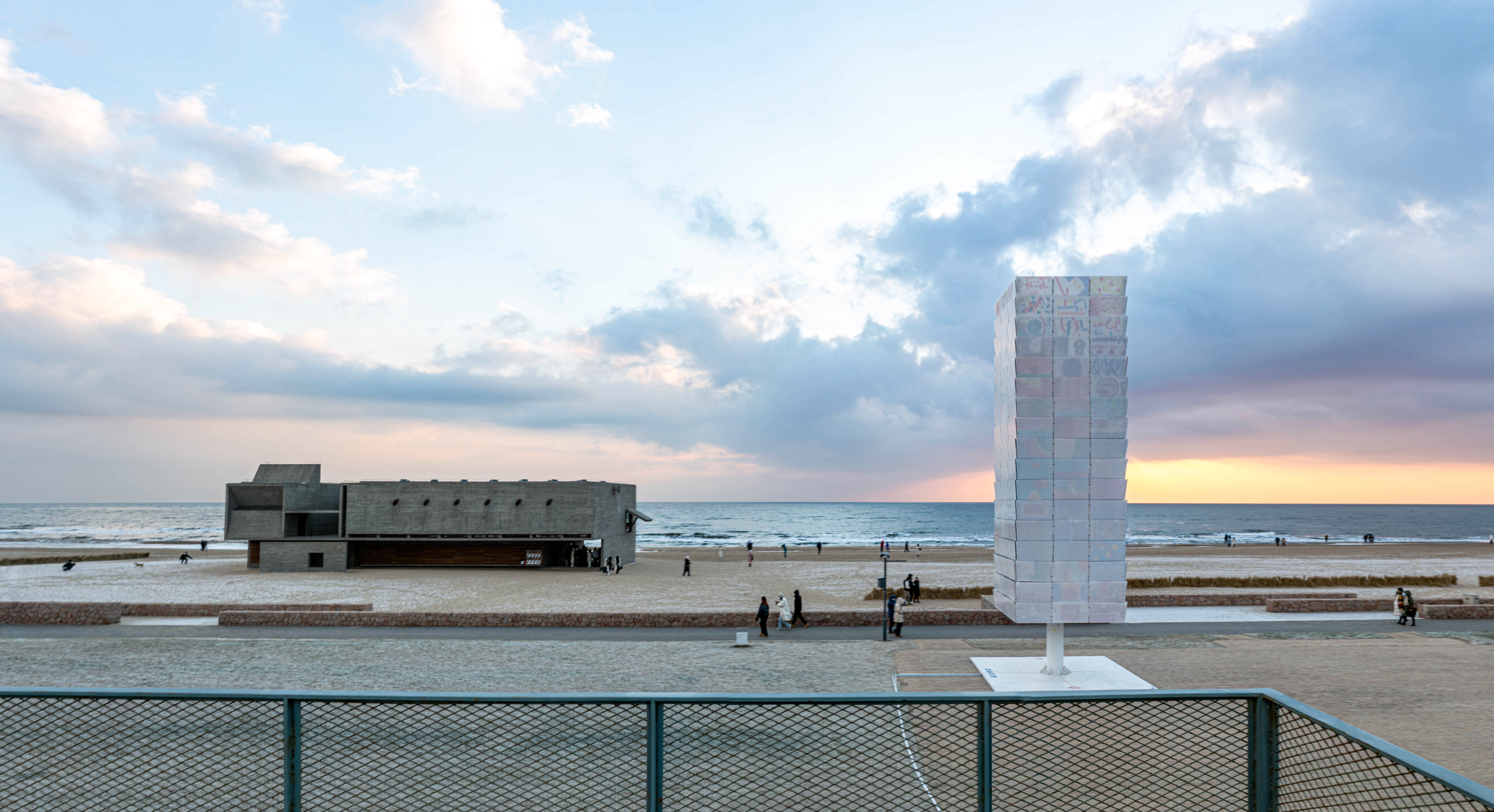 《令人心动的offer》直向建筑指导作品：新愿灯塔，阿那亚2丨中国秦皇岛丨直向建筑马琪芮、龙治宇、林鹏翔-8