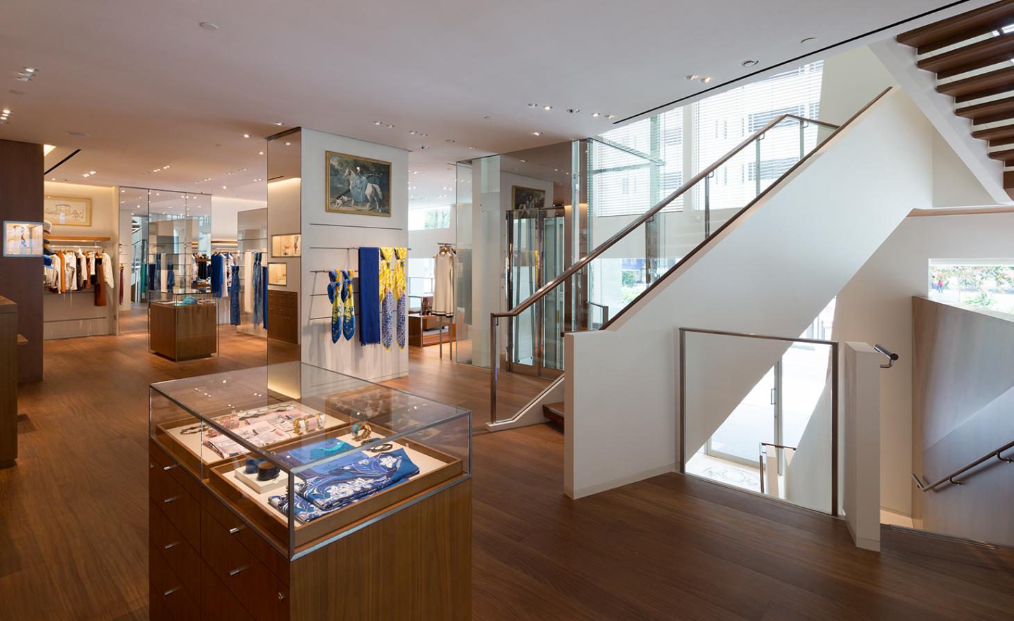 新加坡爱马仕旗舰店翻新,呈现艺术与奢侈的融合-17