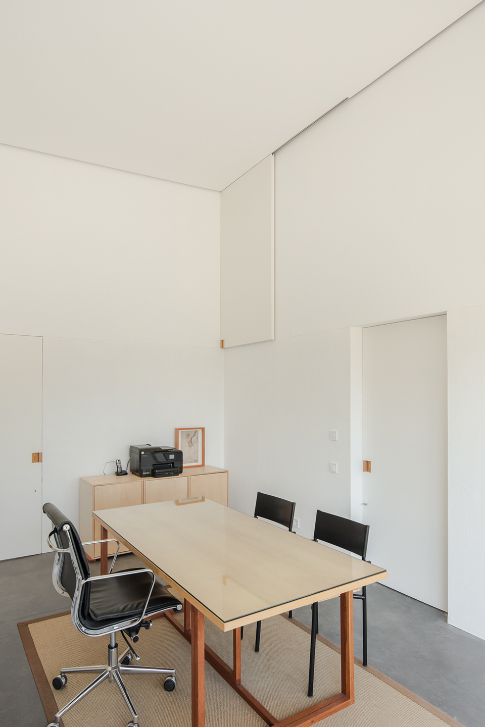 田野间的办公楼，葡萄牙 / Nelson Resende Arquitecto-109