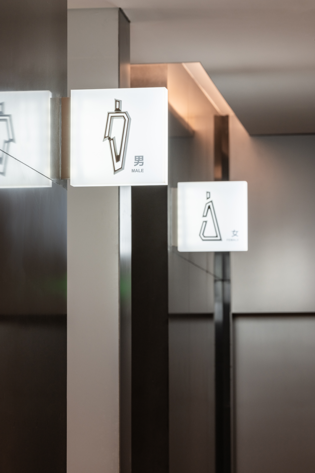 上海徐汇万科广场 | 城市地毯 自然来野丨中国上海丨上海柏熙标识有限公司-65