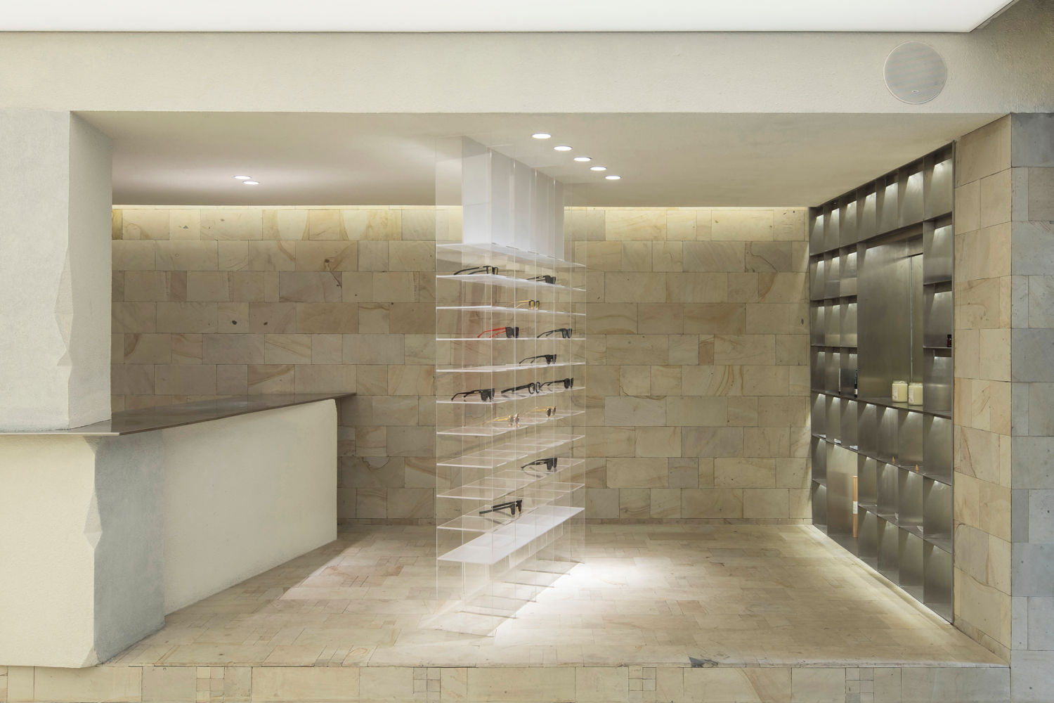 雅加达高端零售空间“TEMPL STORE”设计丨印度丨雅加达设计实践 FFFAAARRR-11