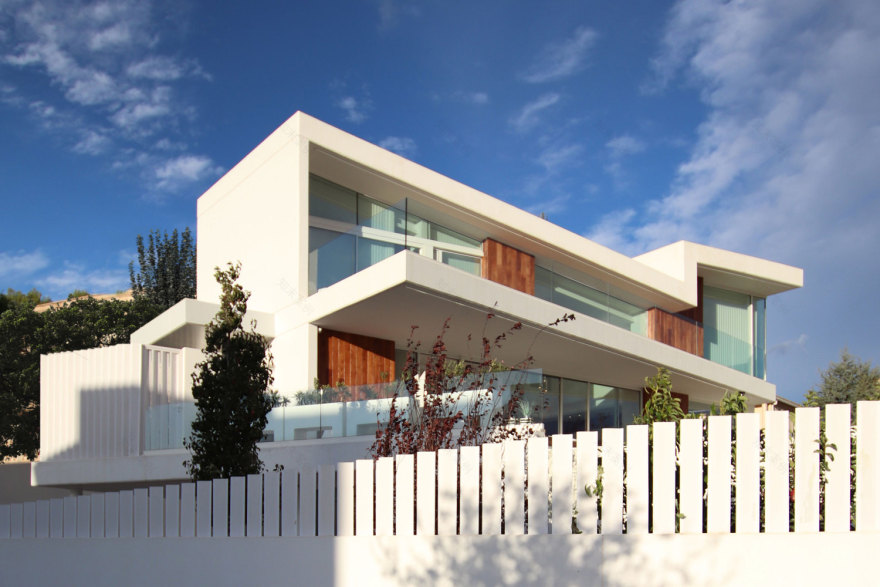 弧形泳池住宅-12