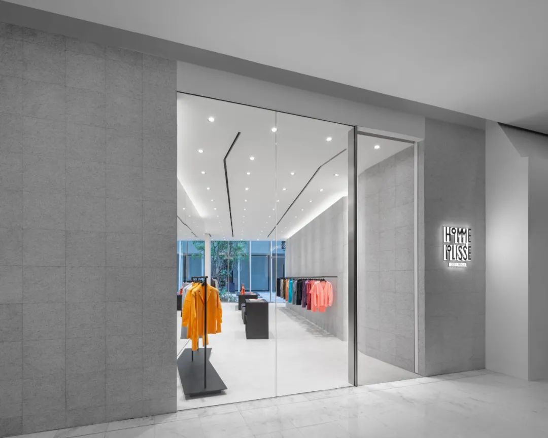 Homme Plissé Issey Miyake曼谷全新概念店丨泰国曼谷丨品牌长期合作的设计团队-4