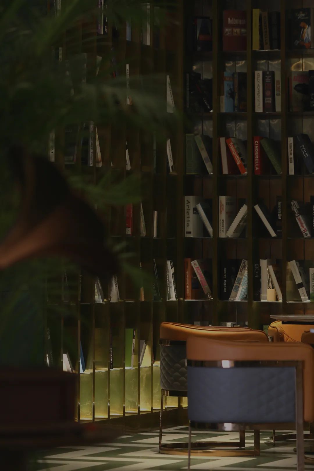 潮向时光 | 南京河西酒吧空间设计解读-43