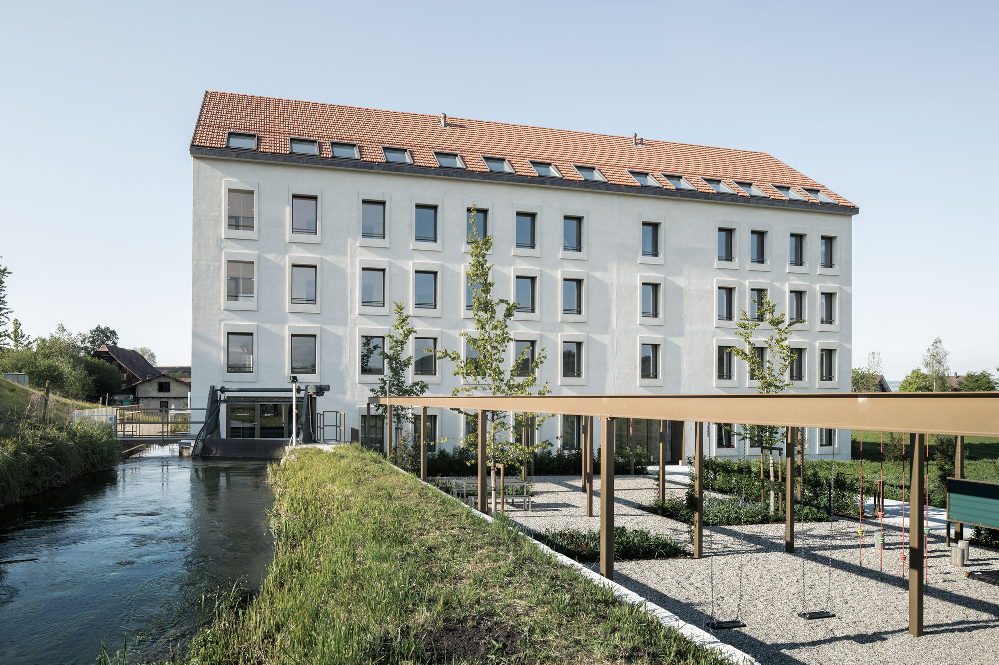 Mülihof Hotel and Residential Building / Bob Gysin Partner BGP-29