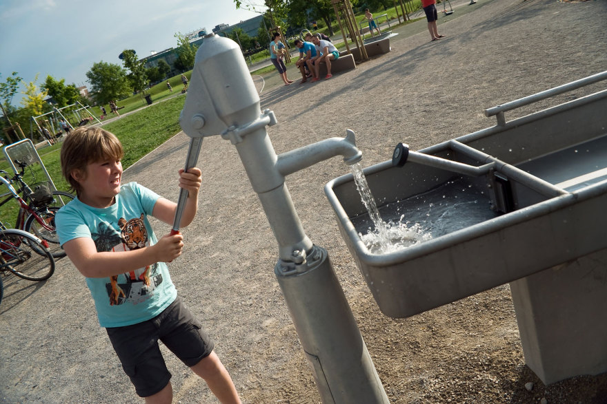 斯洛文尼亚 Šmartinski Park 公园改造 | 从菜地到城市乐园-12