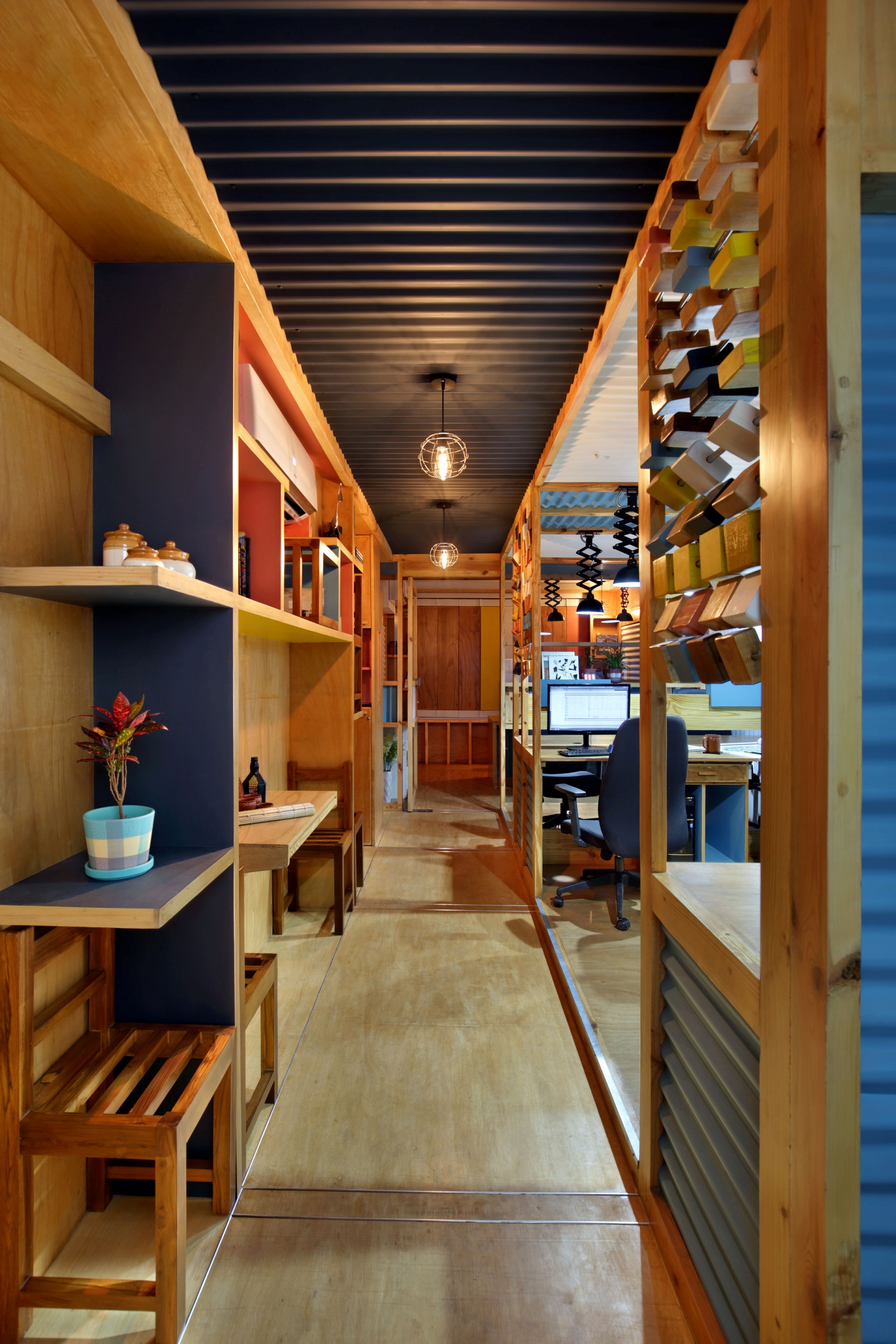 曼诺·帕特尔设计室的绿色可持续办公空间-14