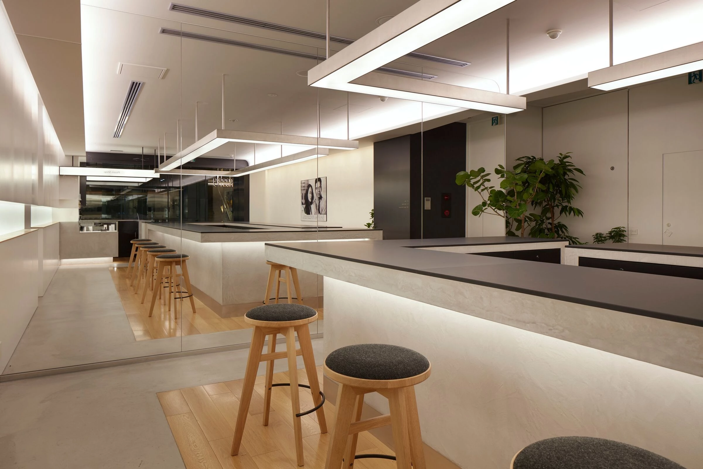 东京 Ginza Ploom Shop 室内设计赏析-6