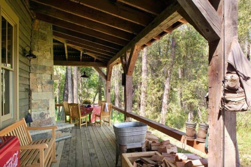 Coburn Design Build creates the rustic inspired Fishing Cabin as a multi generational holiday retreat Coburn设计建筑创造了乡村风格的钓鱼小屋，作为一个多代度假胜地。-13