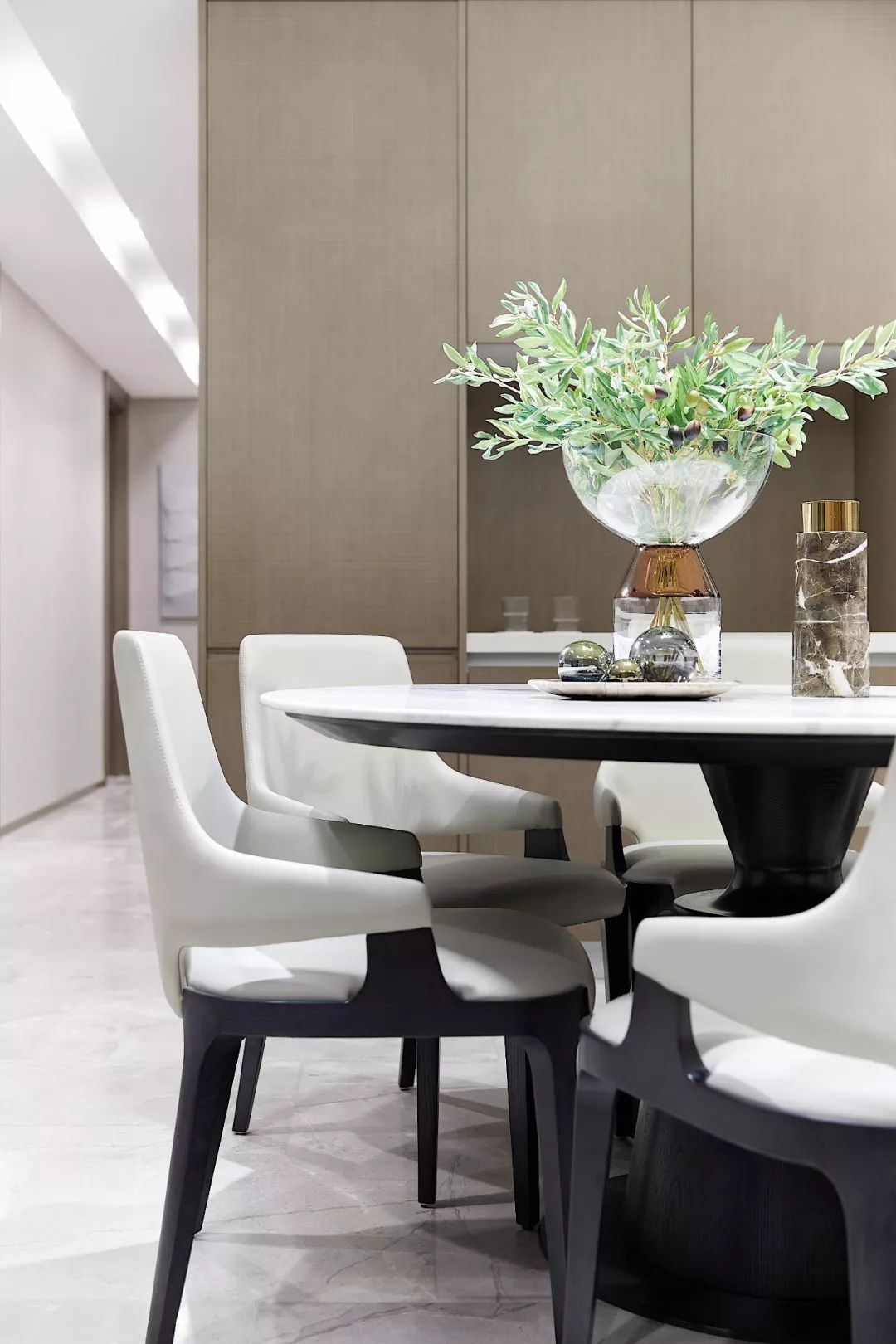 南京印长江样板房 | 艺术与空间的共鸣-21