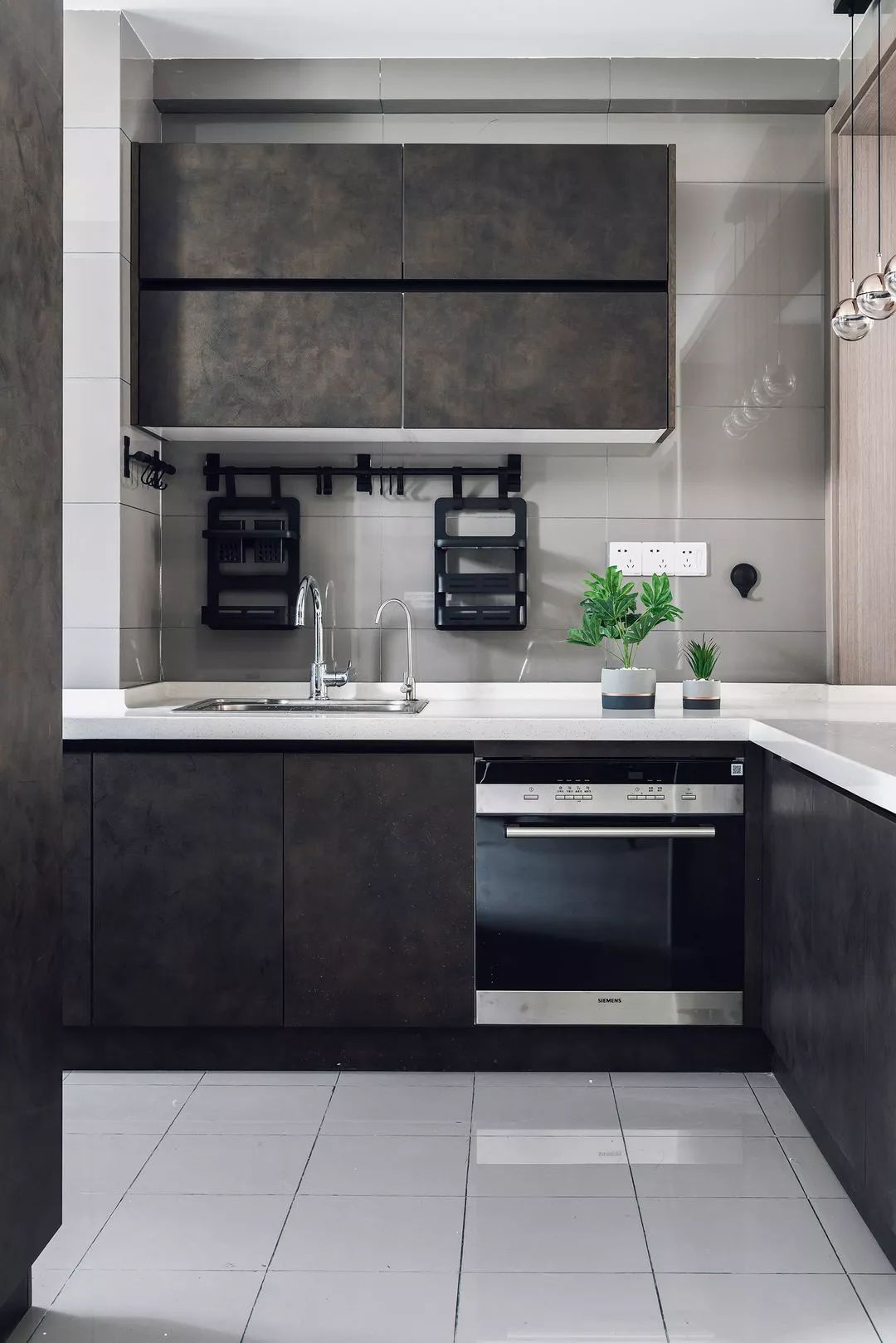 充满现代简约风的居住空间-18