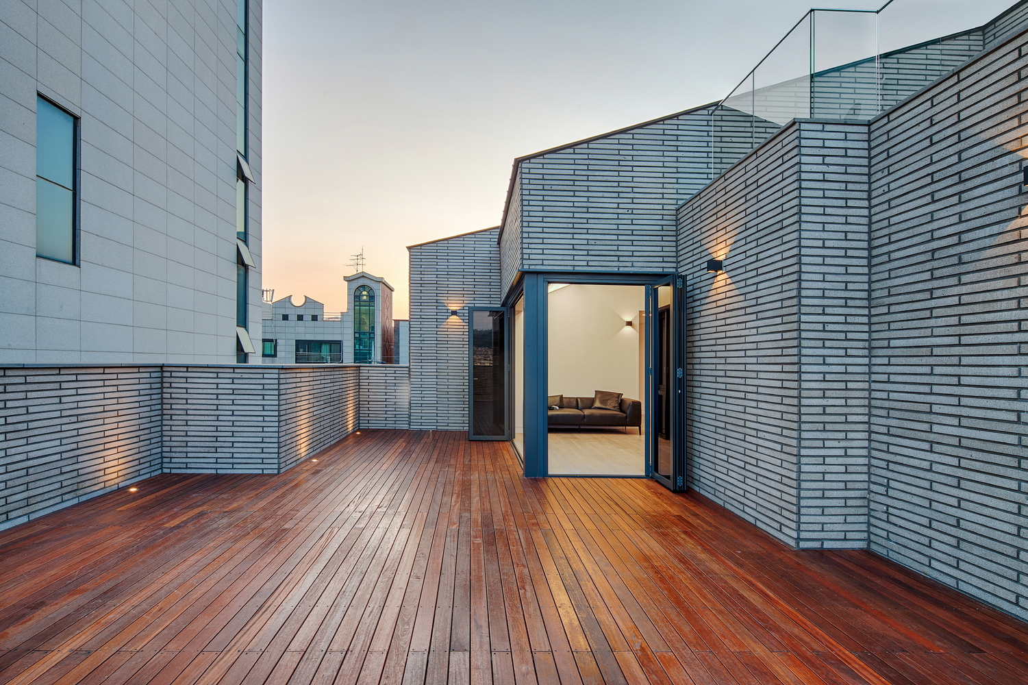 首尔老旧城区的五角大楼改造-22