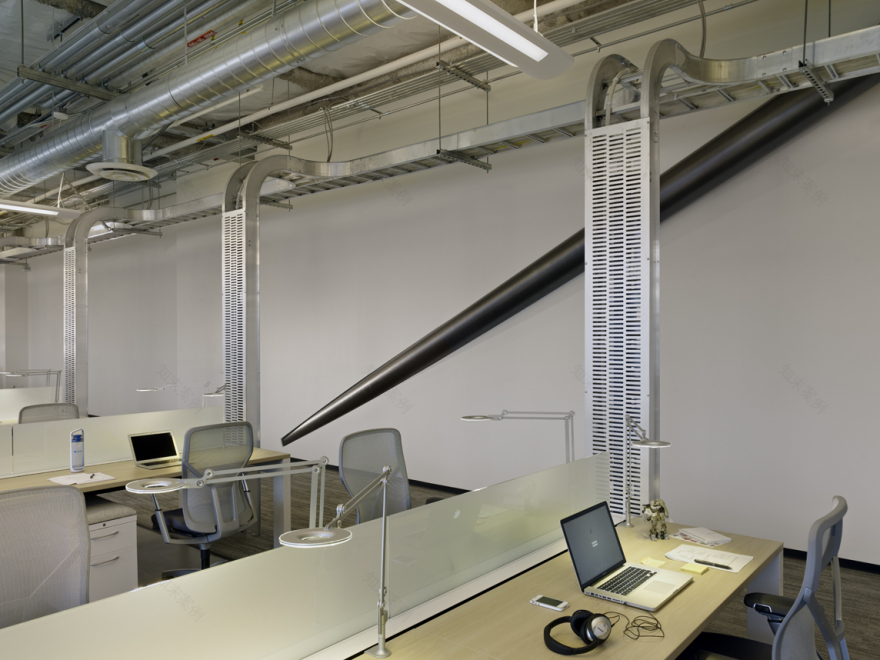 简约而富有雕塑感的日本游戏公司美国总部办公室设计-26