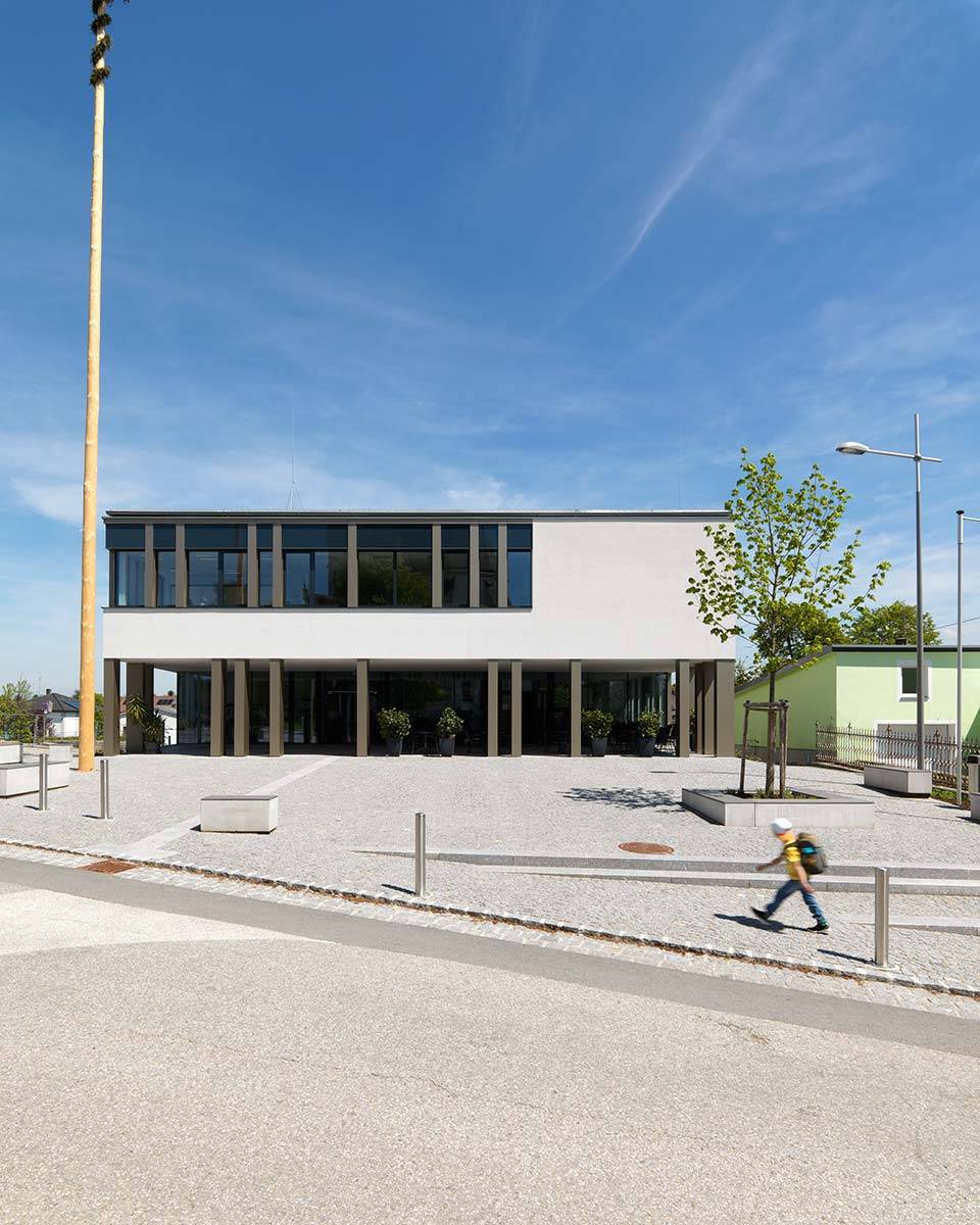 阿沙赫社区中心丨Hertl Architekten-9