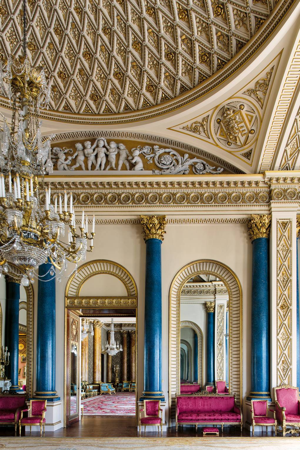 
 Buckingham Palace: The Interiors, by Ashley Hicks; 2018 Rizzoli. ~ Decor, Art & Culture | Cool Chic Style Fashion
-8