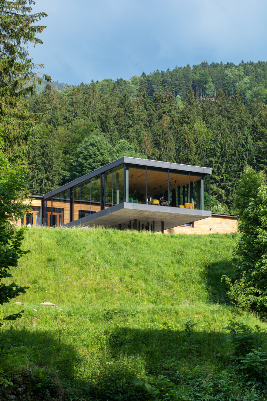 Hotel & Garden U Holubů扩建项目丨Kamil Mrva Architects-24