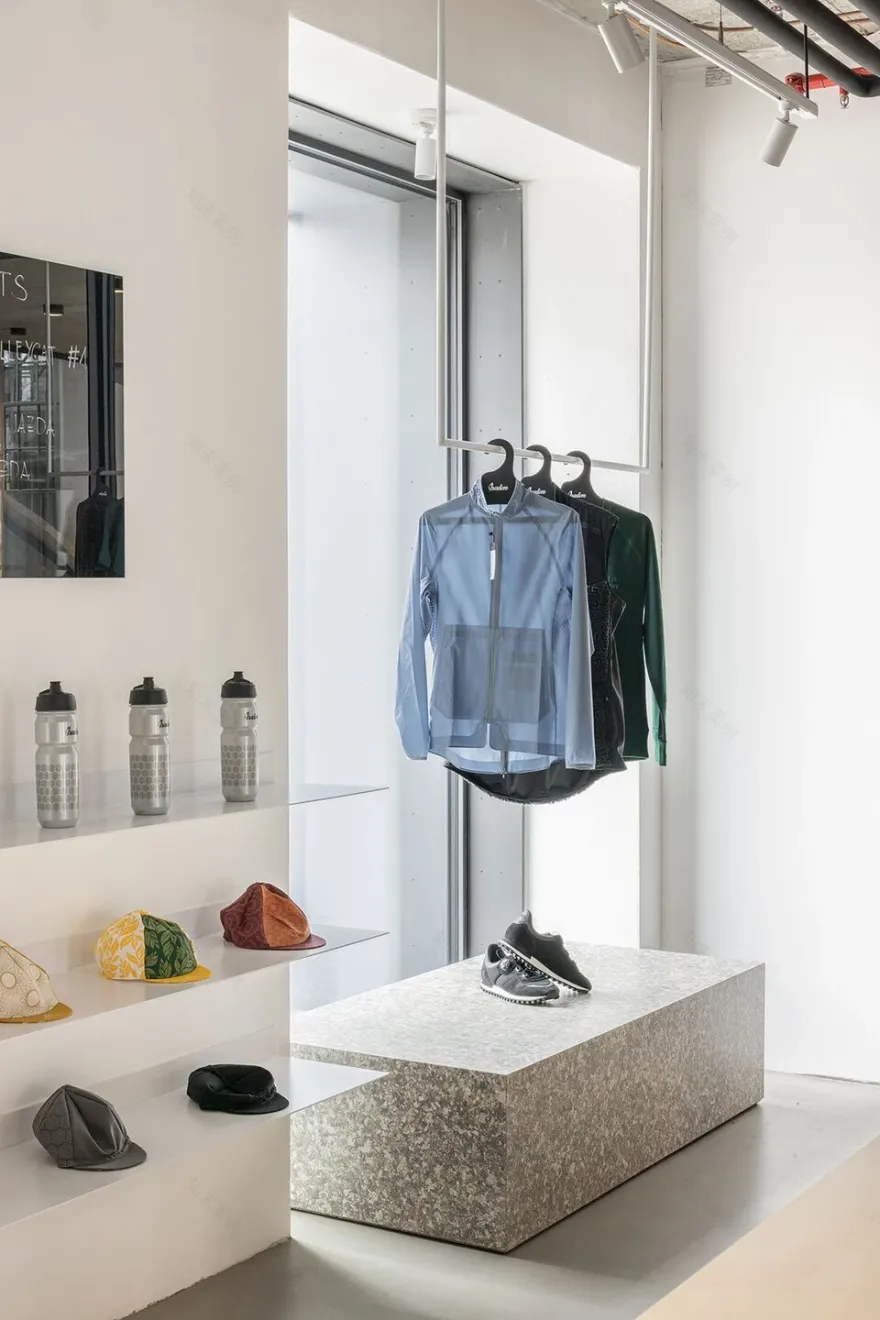 Isadore 商店室内设计丨斯洛伐克布拉迪斯拉发丨Grau Architects-11